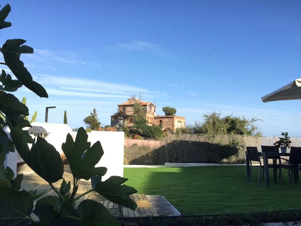 Villa La Torrecica, Con Caracter Andaluz Y Magnificas Vistas Al Mar Y Sierra Nevada Salobreña Exterior foto