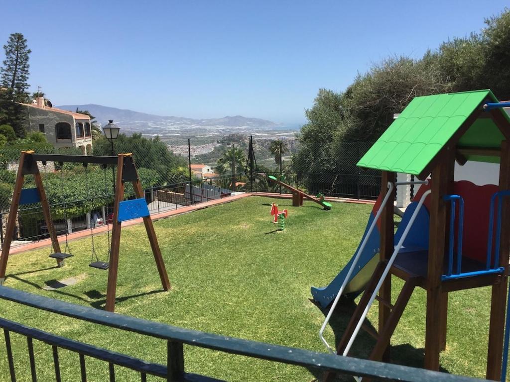Villa La Torrecica, Con Caracter Andaluz Y Magnificas Vistas Al Mar Y Sierra Nevada Salobreña Exterior foto