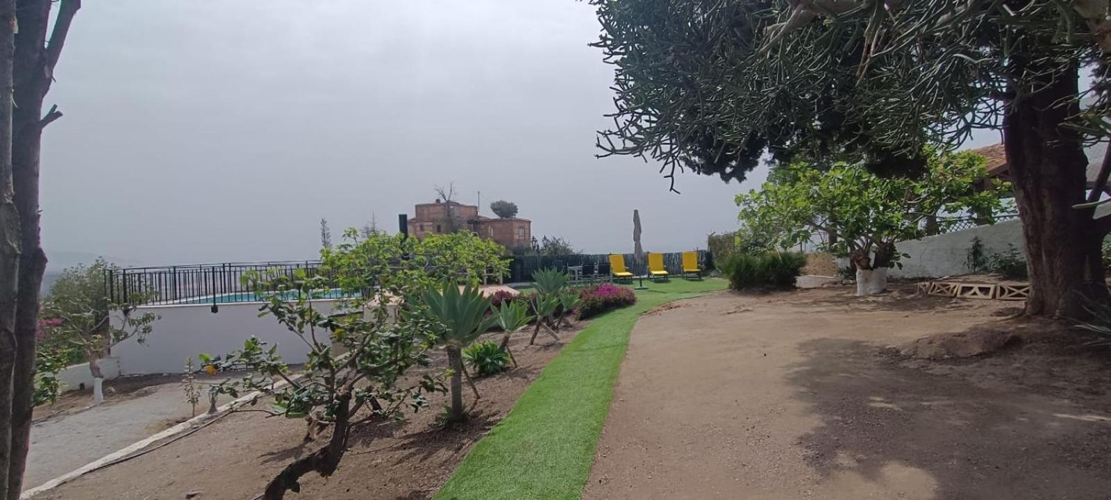 Villa La Torrecica, Con Caracter Andaluz Y Magnificas Vistas Al Mar Y Sierra Nevada Salobreña Exterior foto
