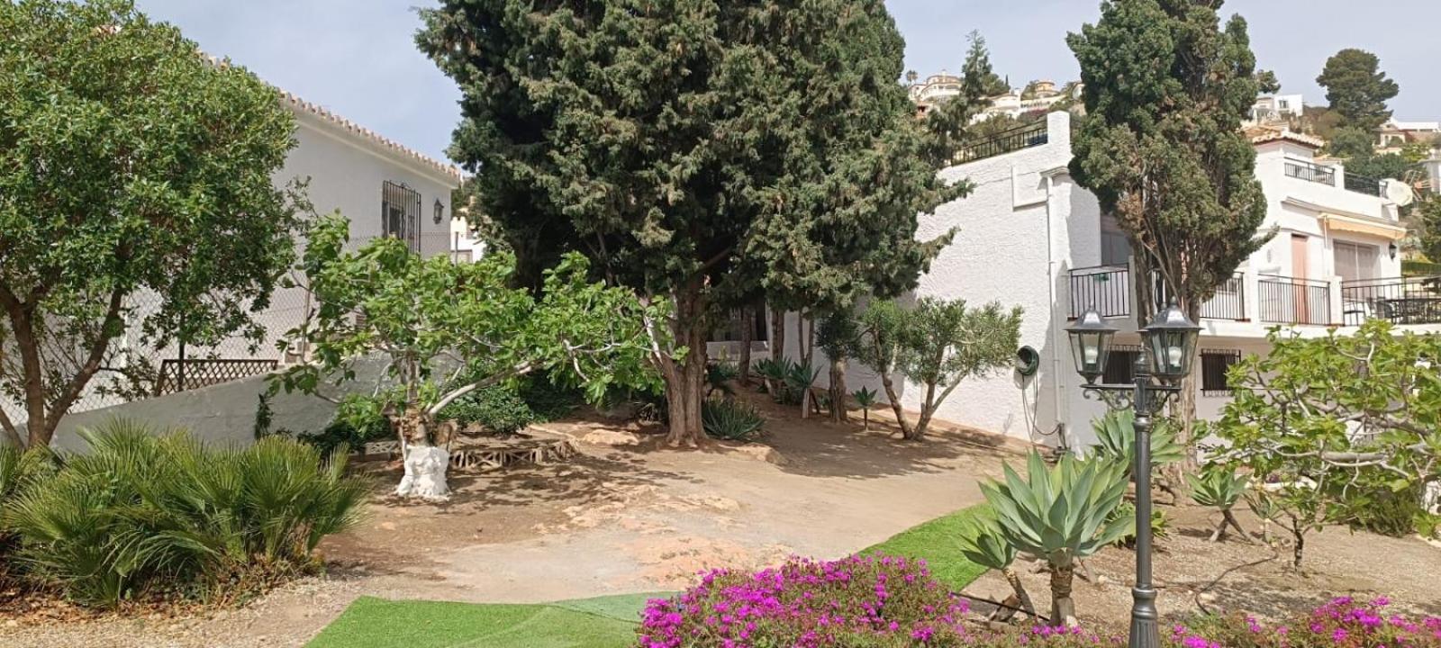 Villa La Torrecica, Con Caracter Andaluz Y Magnificas Vistas Al Mar Y Sierra Nevada Salobreña Exterior foto