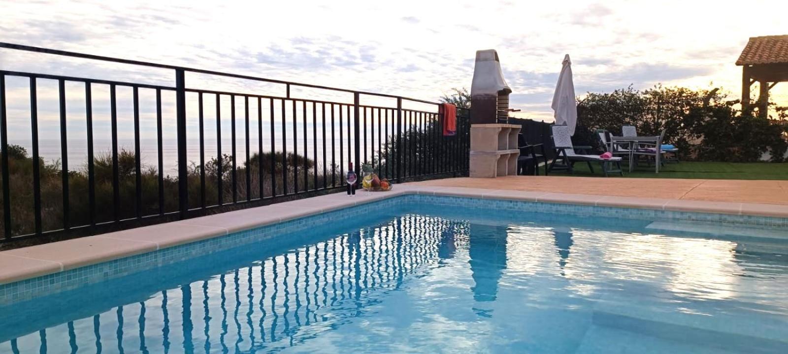Villa La Torrecica, Con Caracter Andaluz Y Magnificas Vistas Al Mar Y Sierra Nevada Salobreña Exterior foto